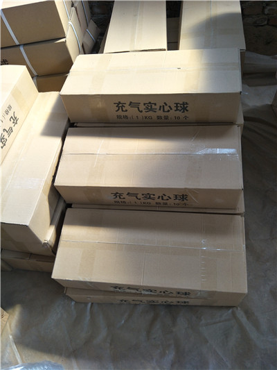 體操墊、羽毛球柱、實心球、海綿包大量現貨